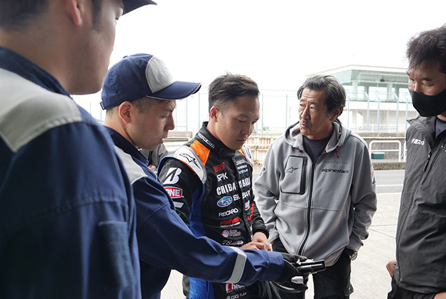 千葉スバルのメカニック 第2戦 オートポリス