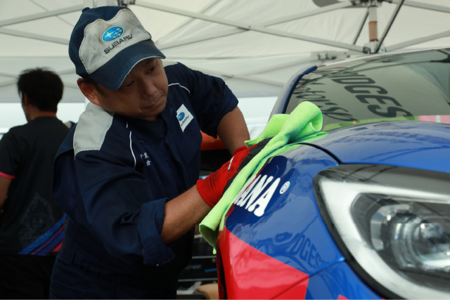 千葉スバルのメカニック 第3戦 モビリティリゾートもてぎ