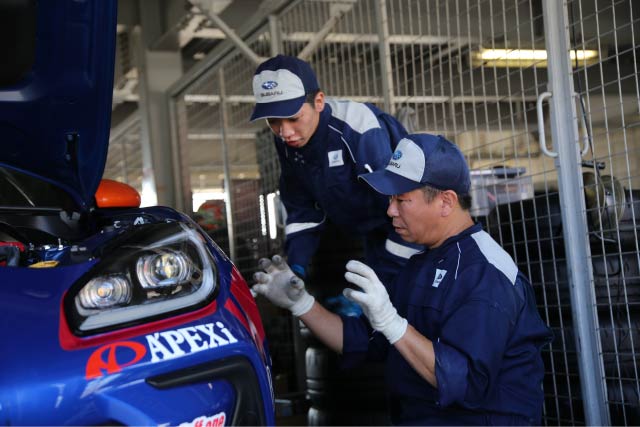 千葉スバルのメカニック 第4戦 十勝スピードウェイ