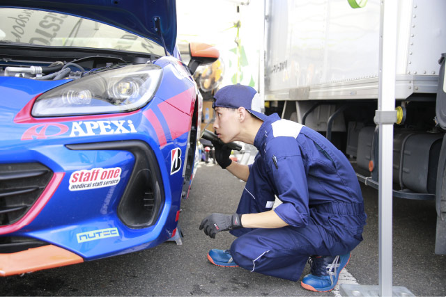 千葉スバルのメカニック 第5戦 岡山国際サーキット