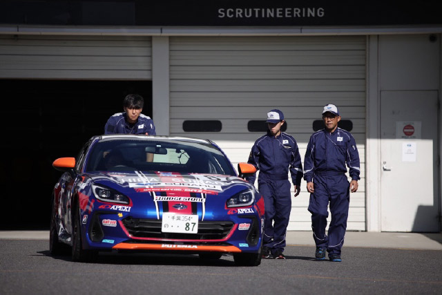 千葉スバルのメカニック 第6戦 鈴鹿サーキット