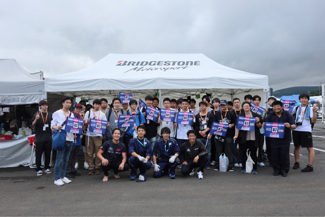 千葉スバルのメカニック 第3大会 富士スピードウェイ