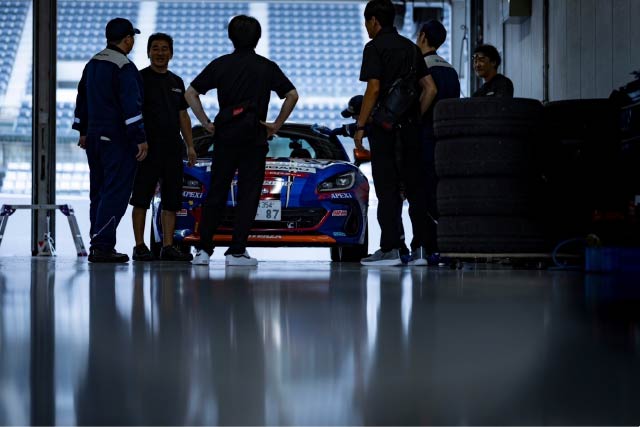 千葉スバルのメカニック 第6大会 鈴鹿サーキット