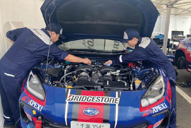 千葉スバルのメカニック 第6大会 鈴鹿サーキット