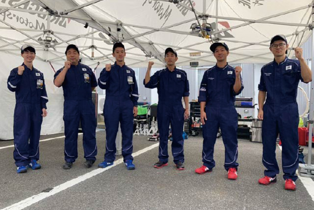 千葉スバルのメカニック 第6大会 鈴鹿サーキット